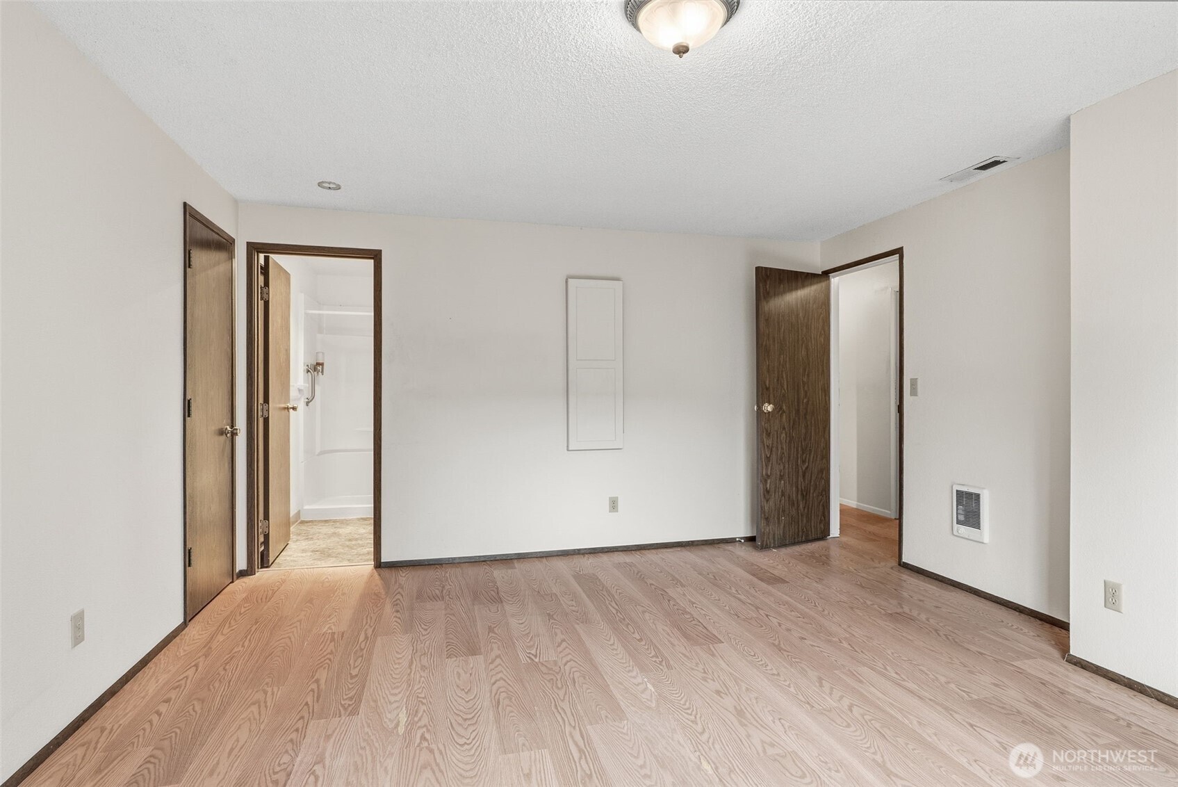 210 Beacon Hill Drive , Longview, WA 98632