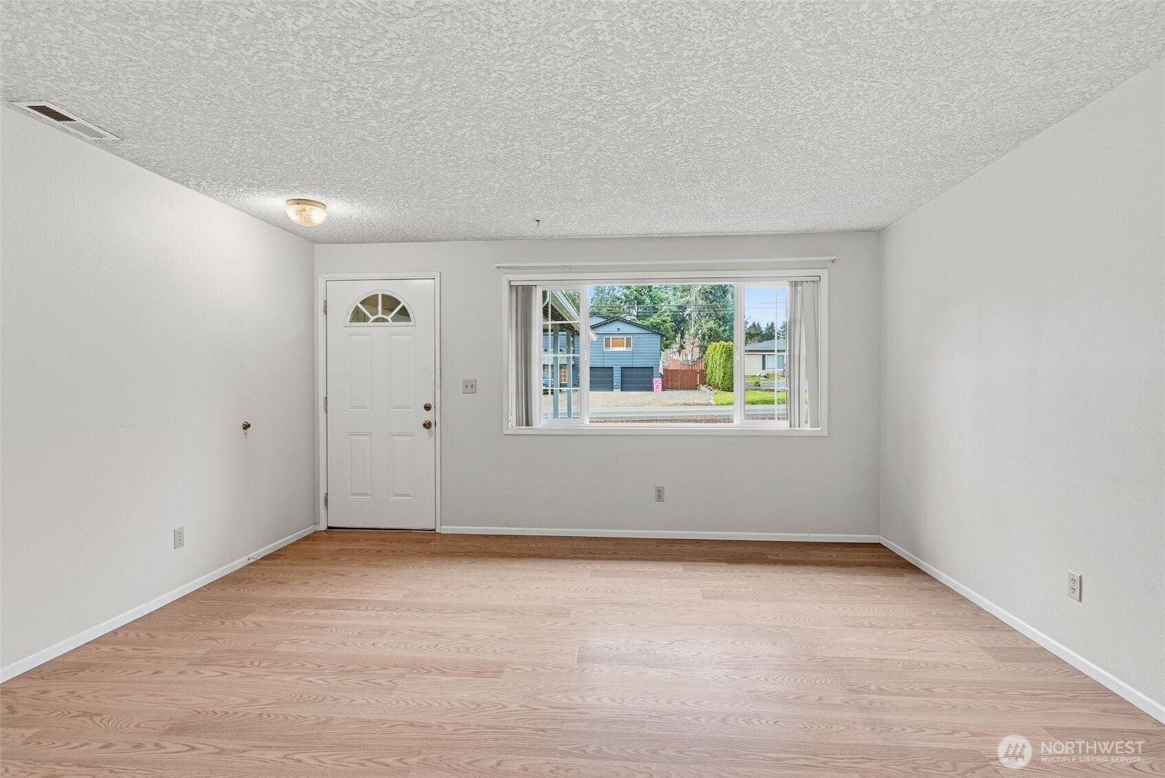 210 Beacon Hill Drive , Longview, WA 98632