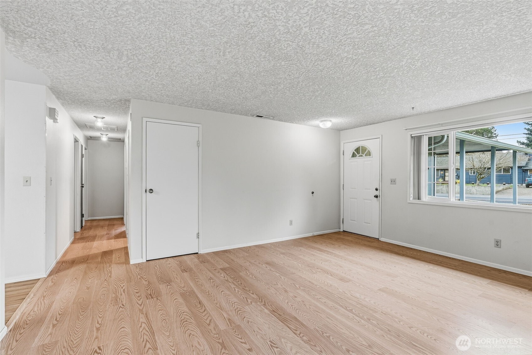 210 Beacon Hill Drive , Longview, WA 98632