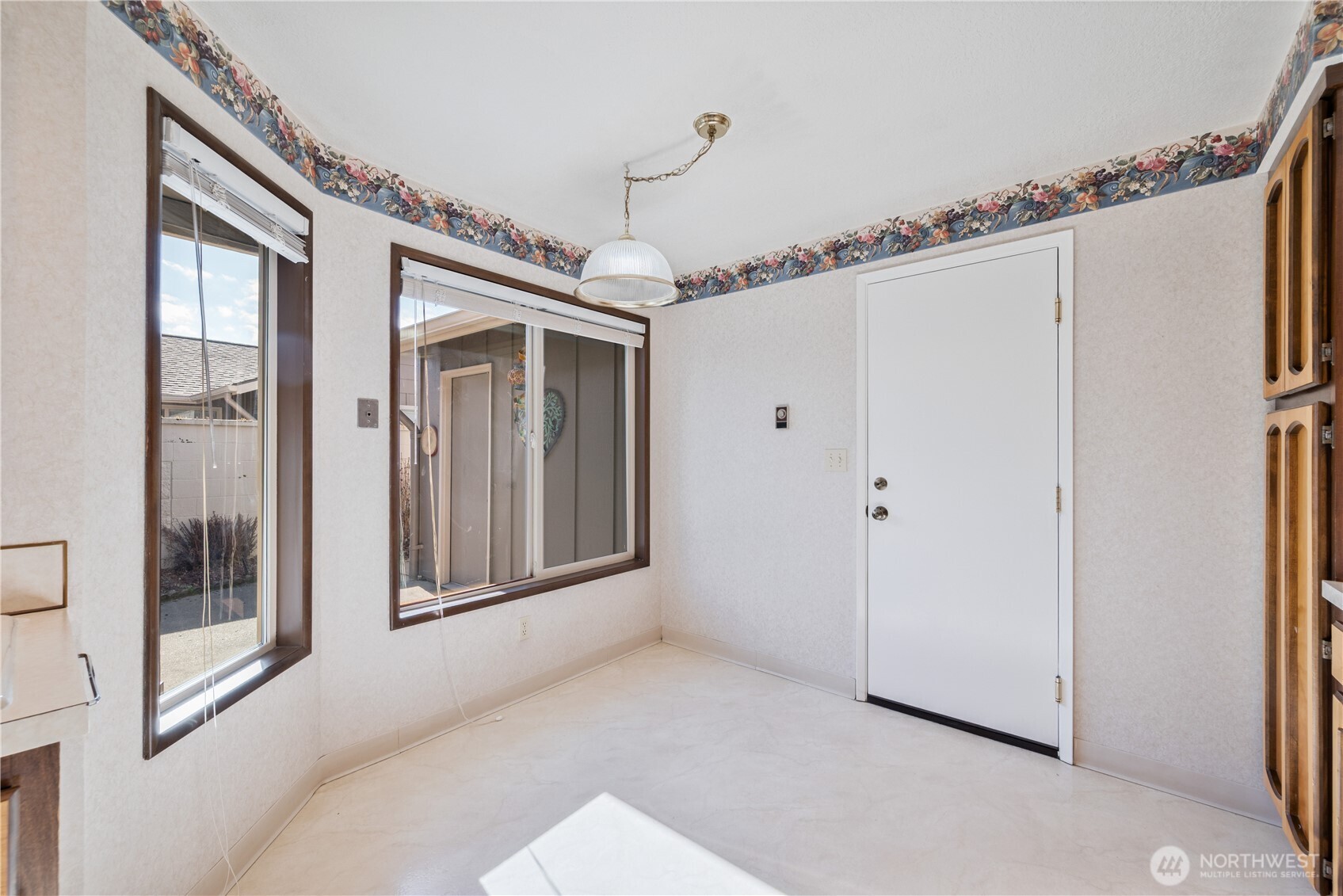 605 Peardale Lane #18, Longview, WA 98632