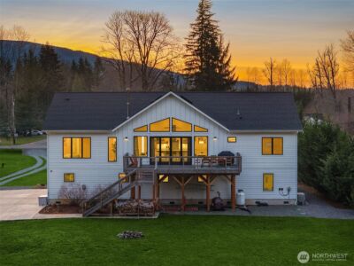 10210 428th Avenue SE, North Bend, WA 98045-9498 - Photo 3