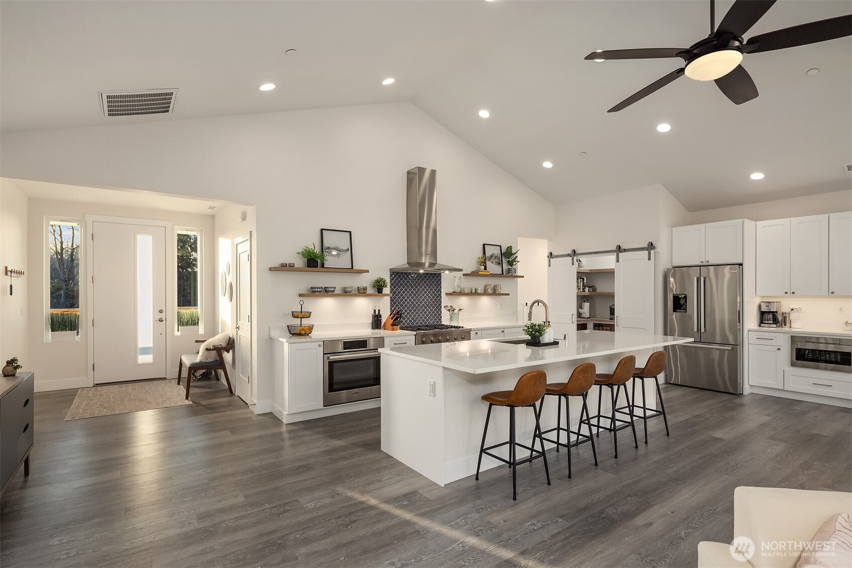 10210 428th Avenue SE, North Bend, WA 98045-9498