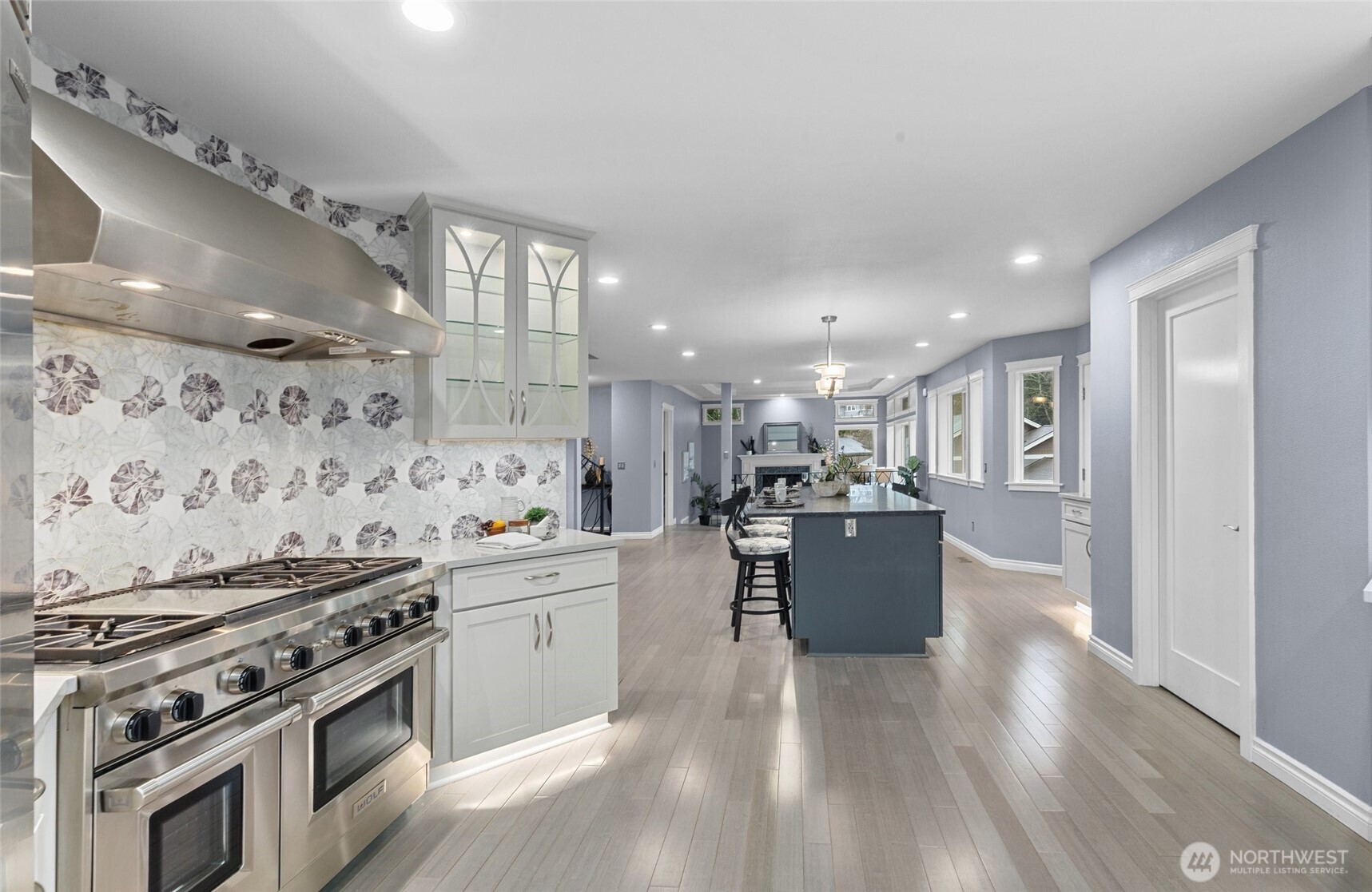 5909 164th Street SW, Lynnwood, WA 98037