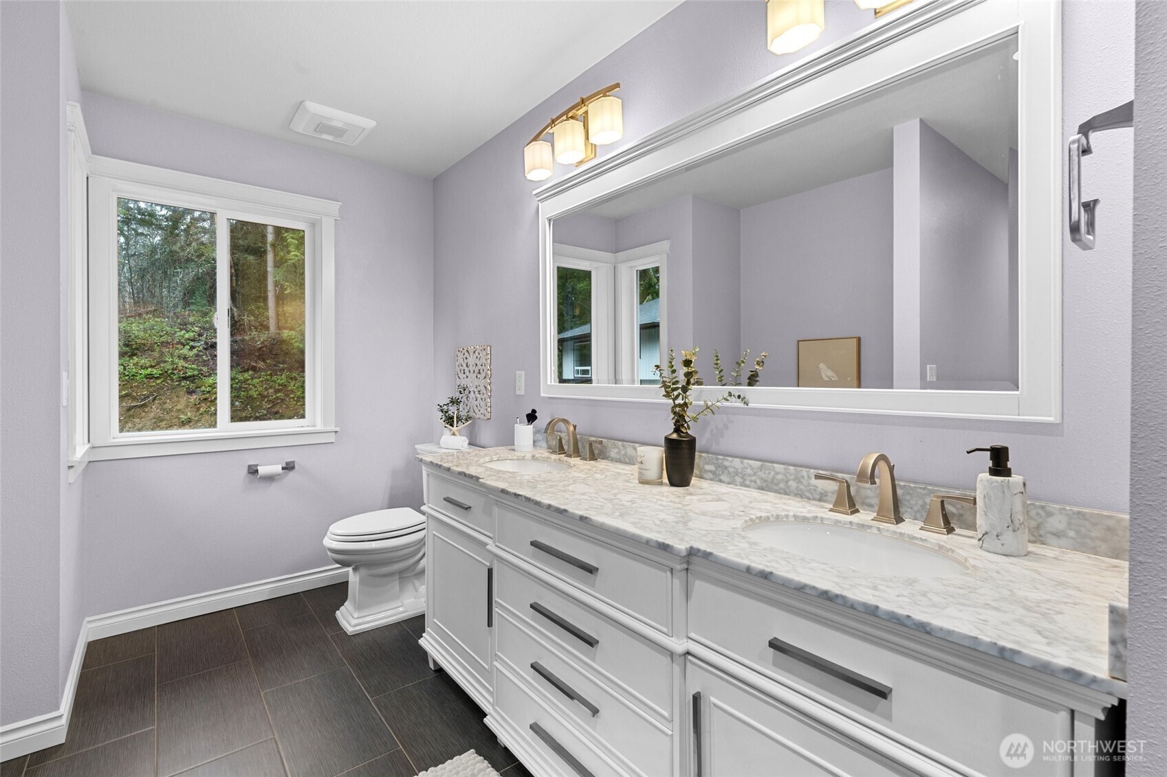 5909 164th Street SW, Lynnwood, WA 98037