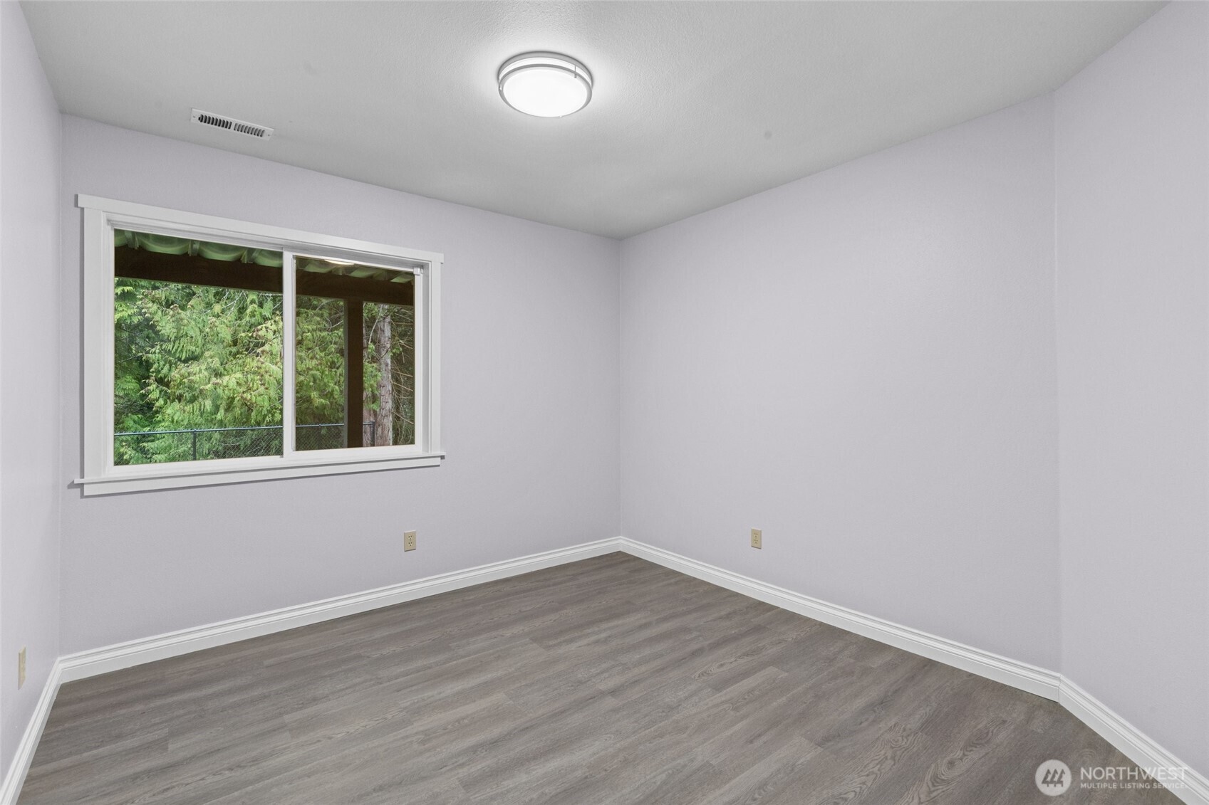 5909 164th Street SW, Lynnwood, WA 98037