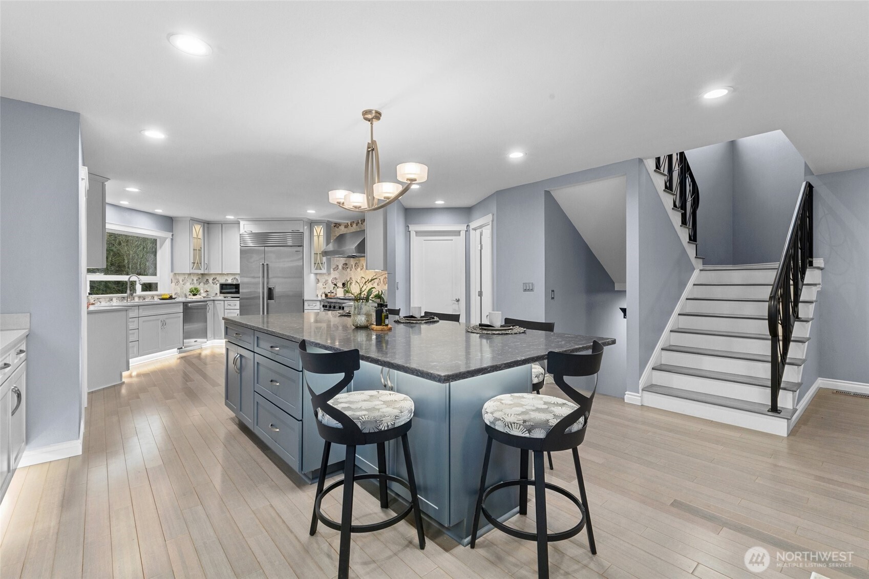 5909 164th Street SW, Lynnwood, WA 98037