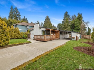 18604 105th Avenue NE, Bothell, WA 98011