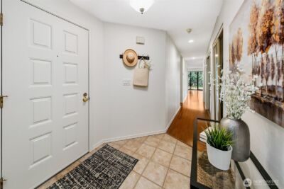 16929 Inglewood Road NE #C305, Kenmore, WA 98028 - Photo 2