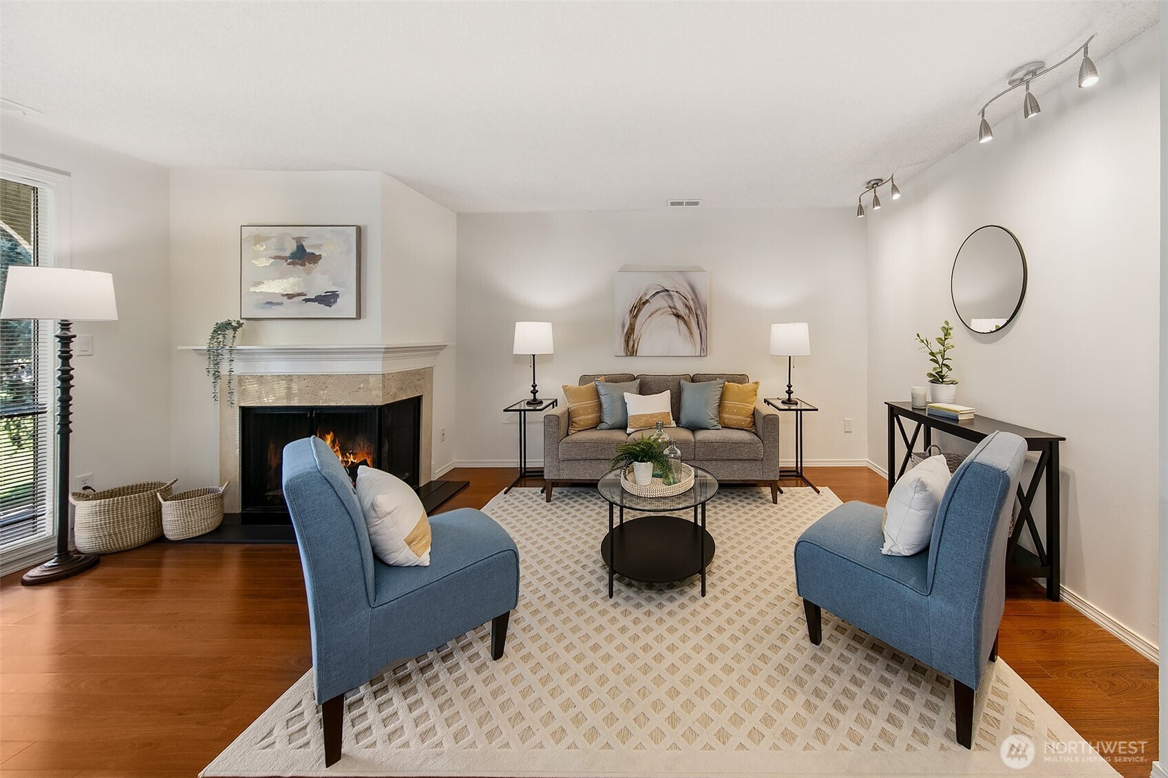 16929 Inglewood Road NE #C305, Kenmore, WA 98028