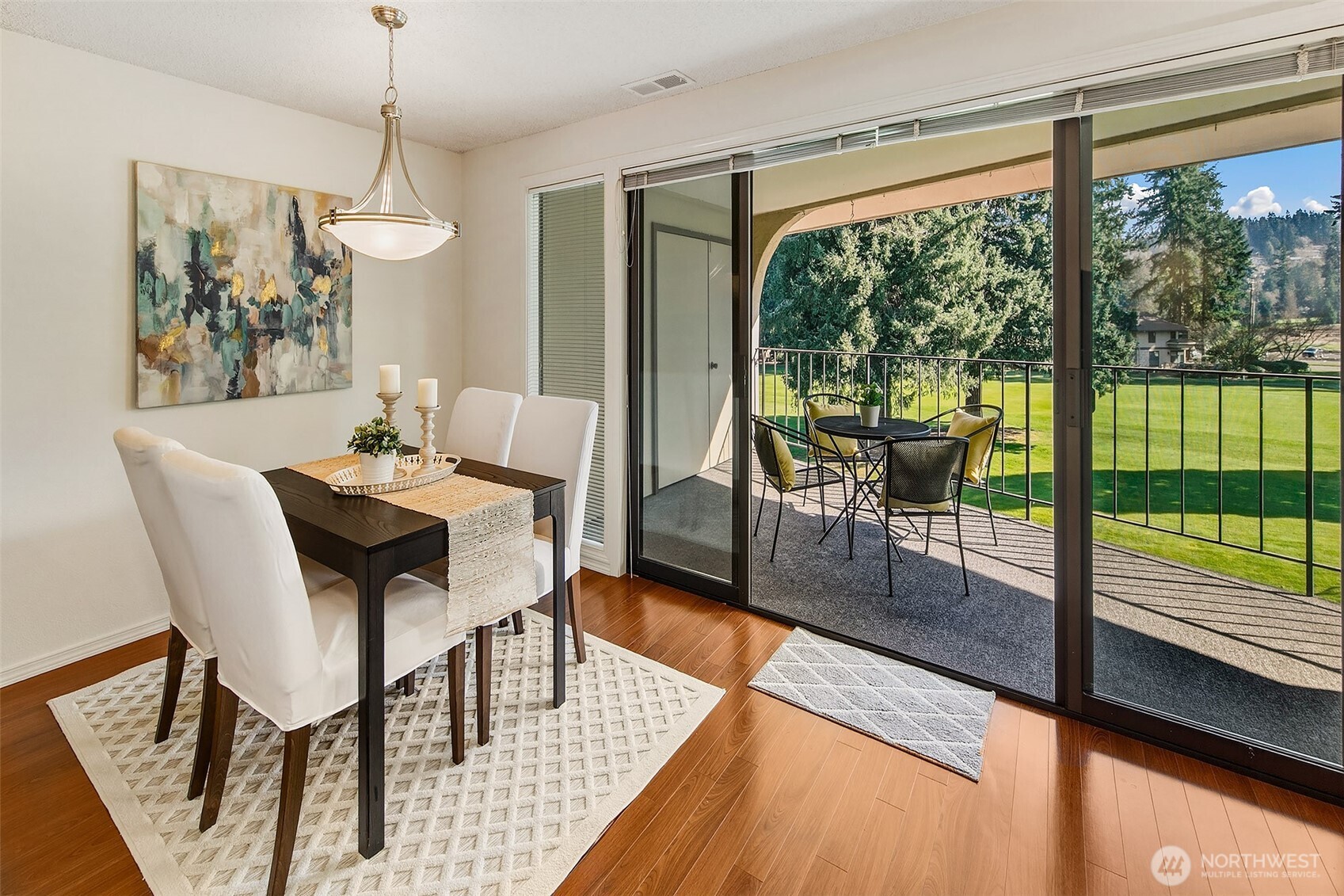 16929 Inglewood Road NE #C305, Kenmore, WA 98028