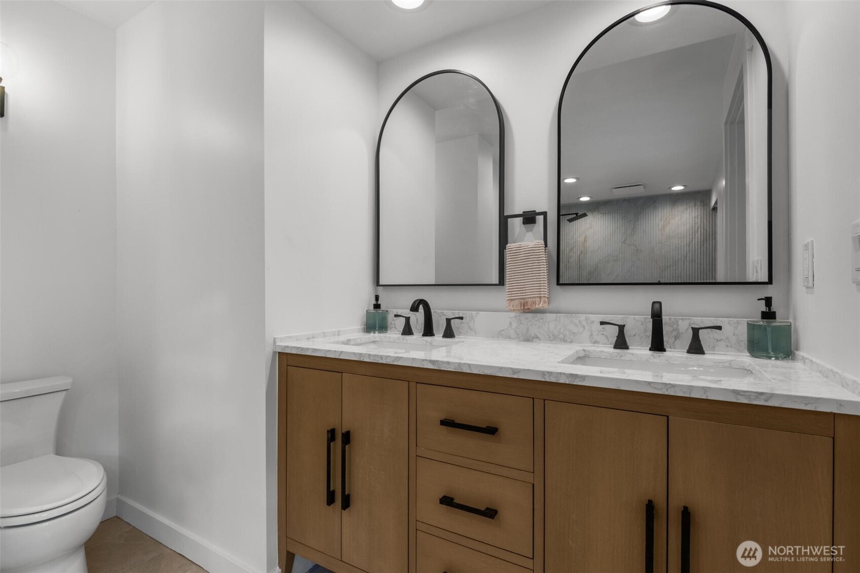 20511 Greening Road , Bothell, WA 98012