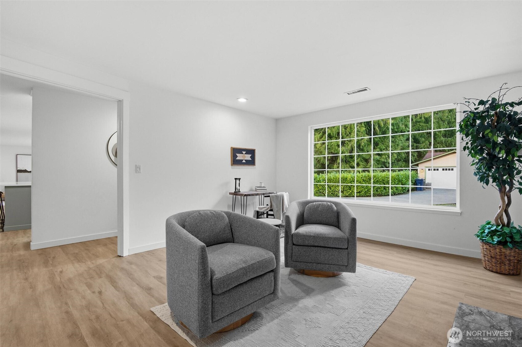 20511 Greening Road , Bothell, WA 98012