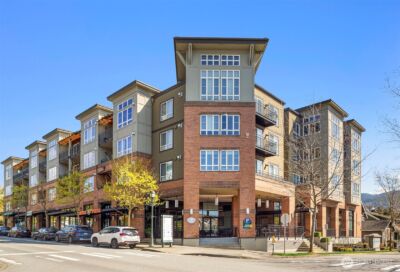 1840 25th Avenue NE #202, Issaquah, WA 98029