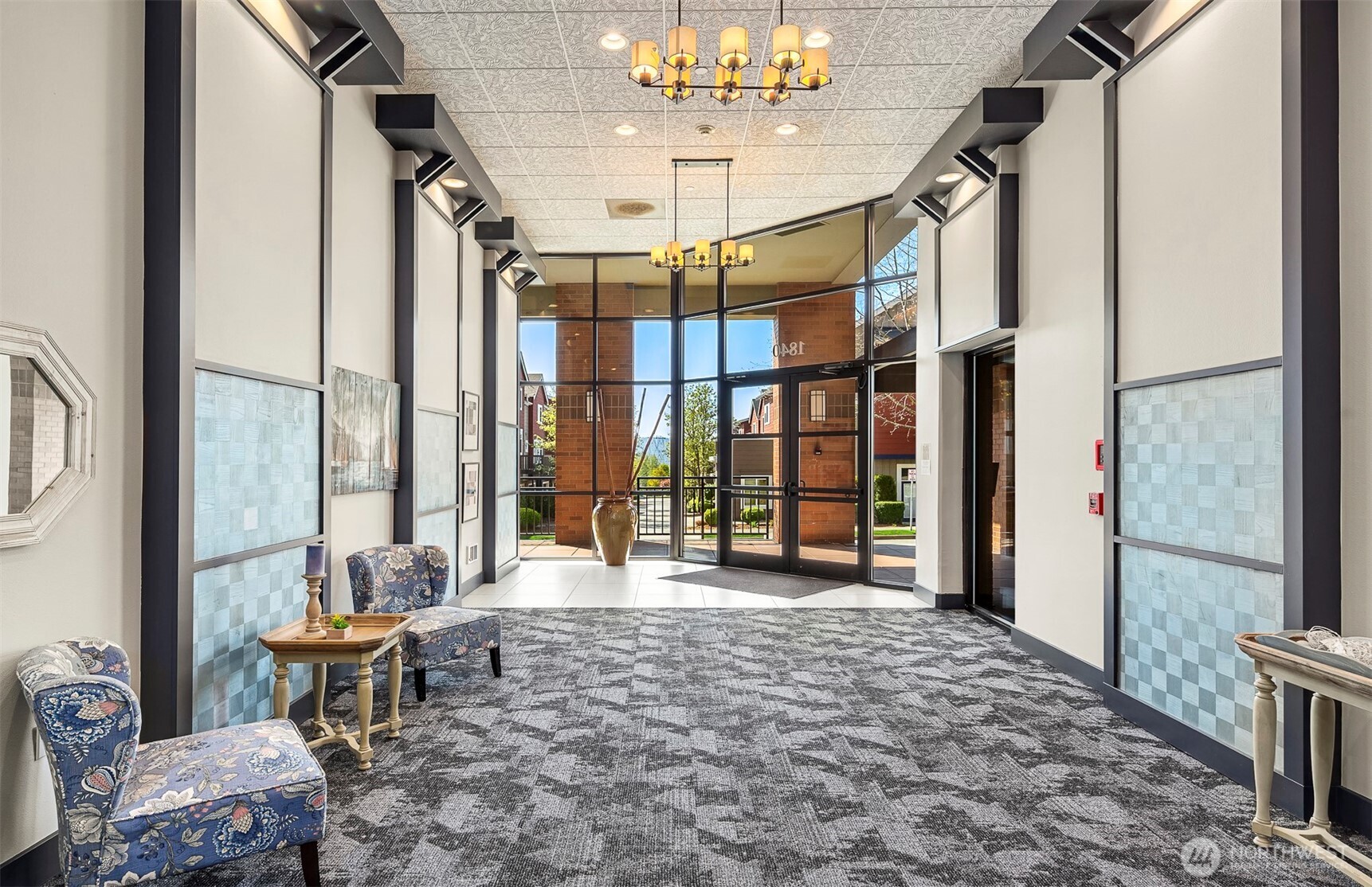 1840 25th Avenue NE #202, Issaquah, WA 98029