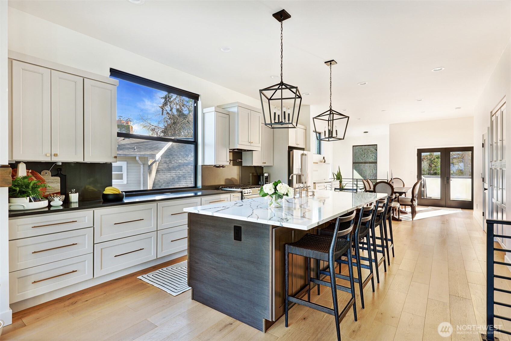 4224 NE 124th Street , Seattle, WA 98125