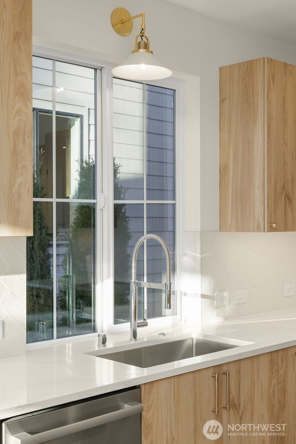 1860 1st Street , Kirkland, WA 98033