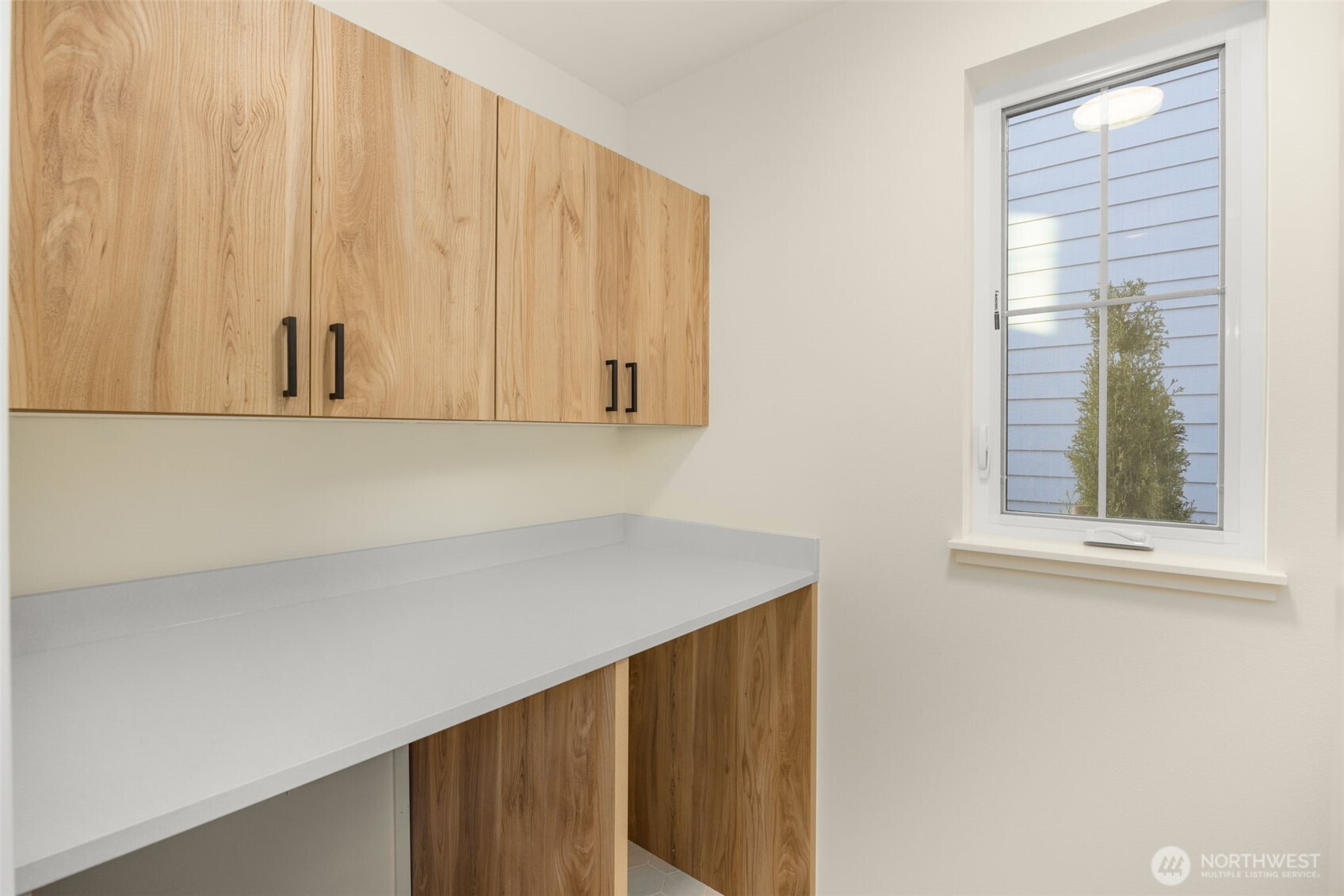 1860 1st Street , Kirkland, WA 98033