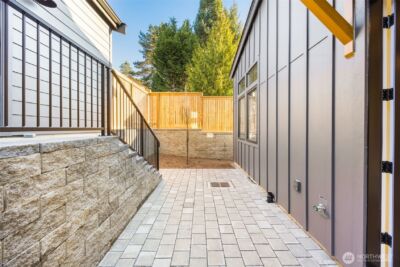 1860 1st Street , Kirkland, WA 98033 - Photo 29