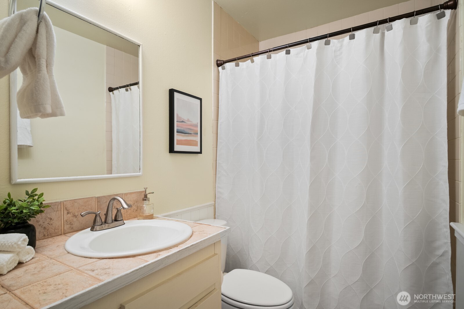 4803 180th Street SW #A-101, Lynnwood, WA 98037