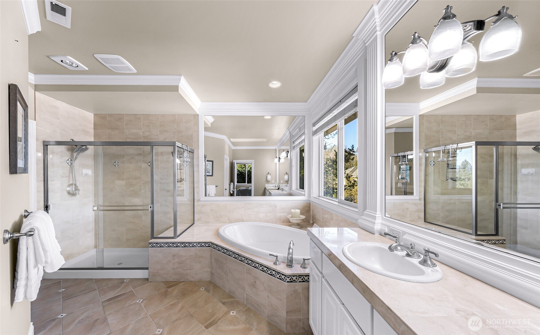 2302 277th Avenue SE, Sammamish, WA 98075