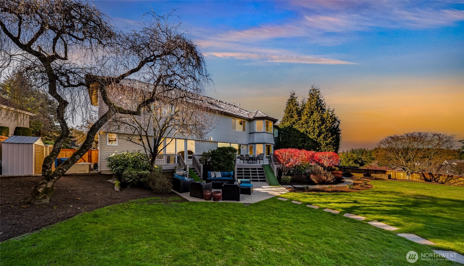 2302 277th Avenue SE, Sammamish, WA 98075