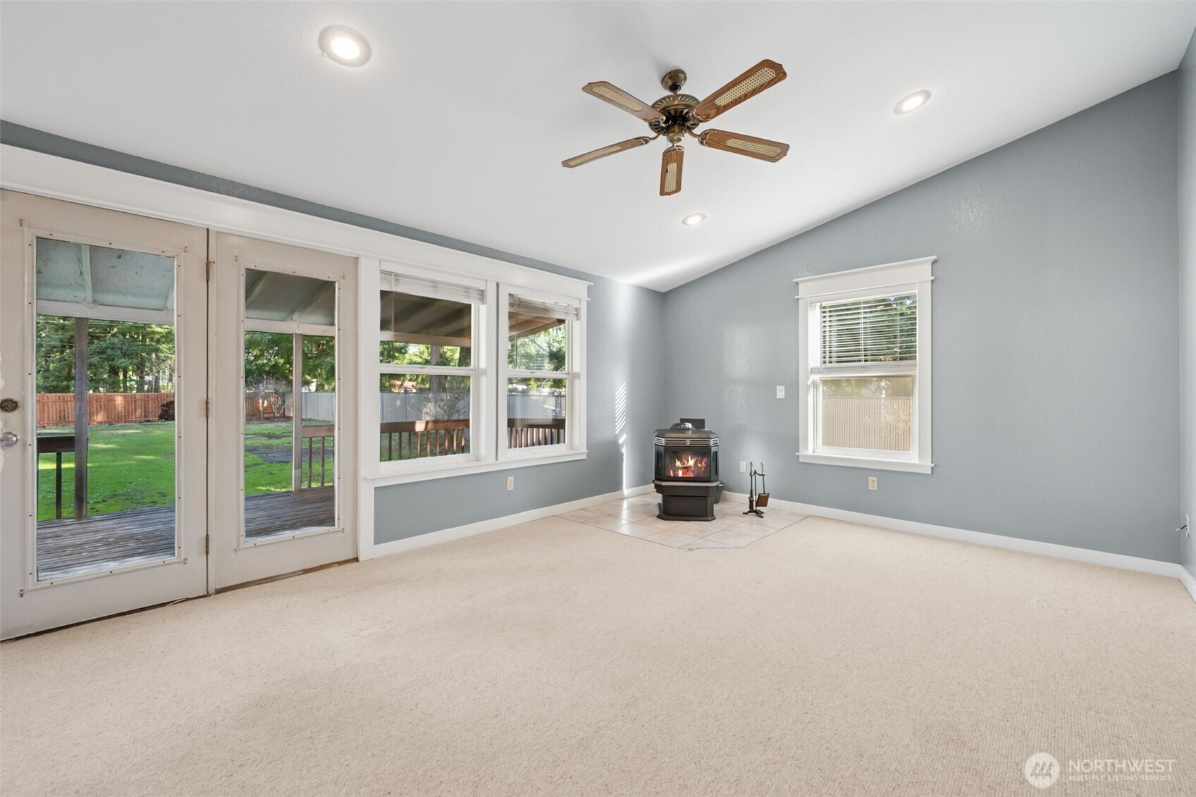 26102 49th Avenue Ct E, Spanaway, WA 98387