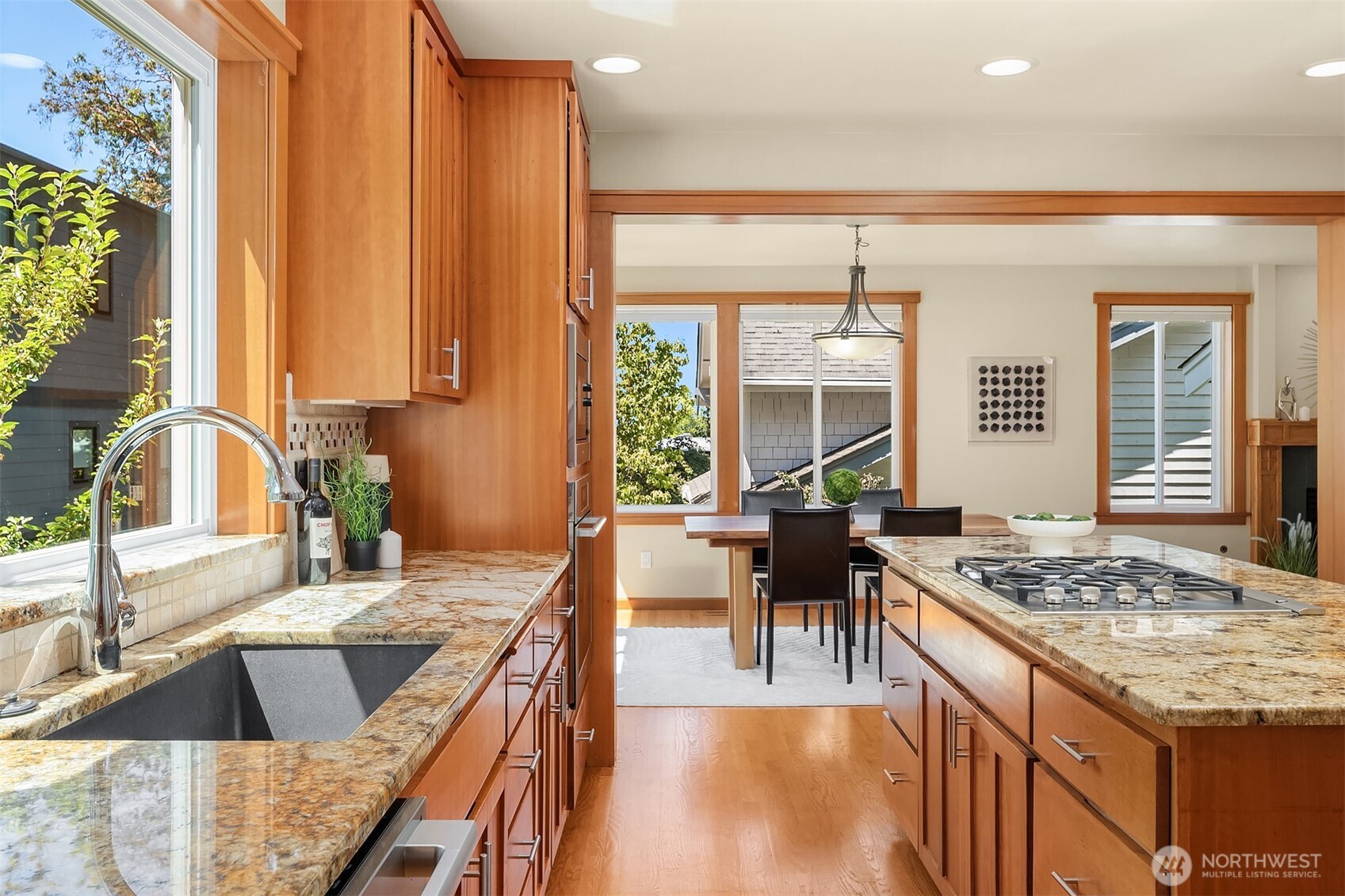 11226 NE 67th Street , Kirkland, WA 98033