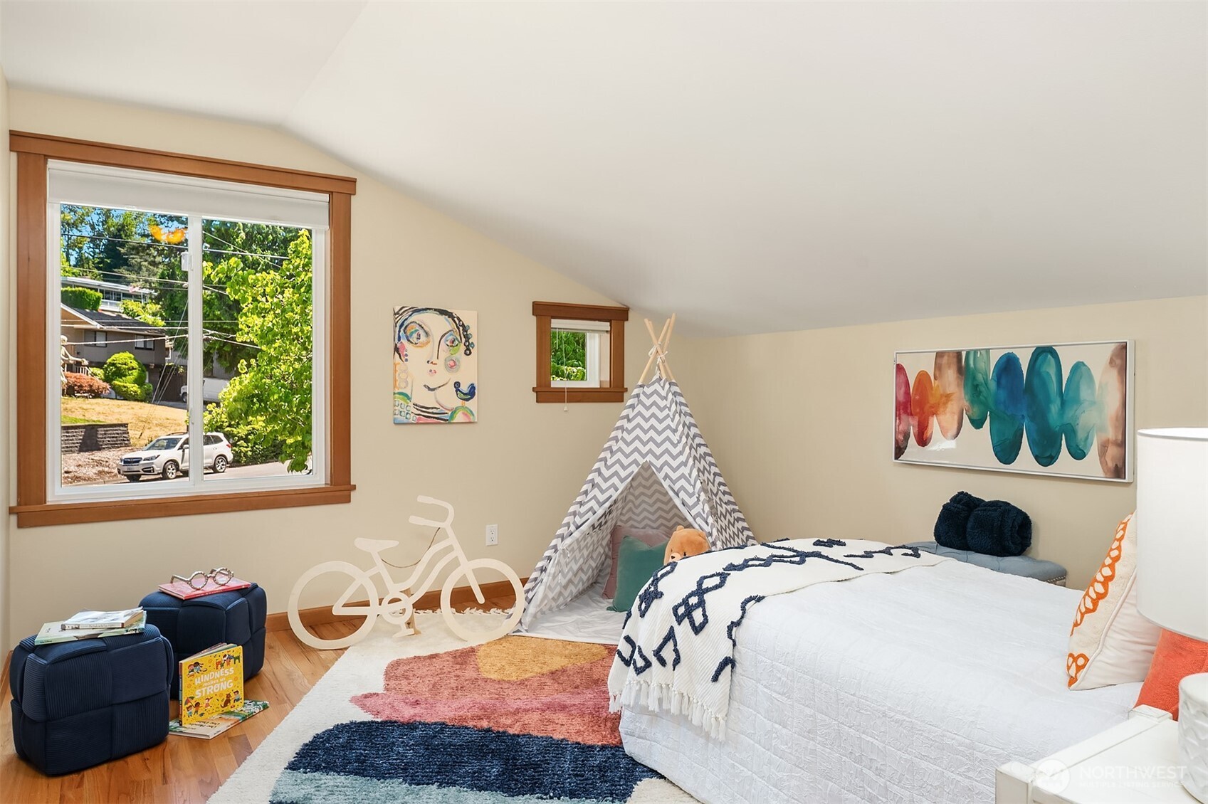 11226 NE 67th Street , Kirkland, WA 98033