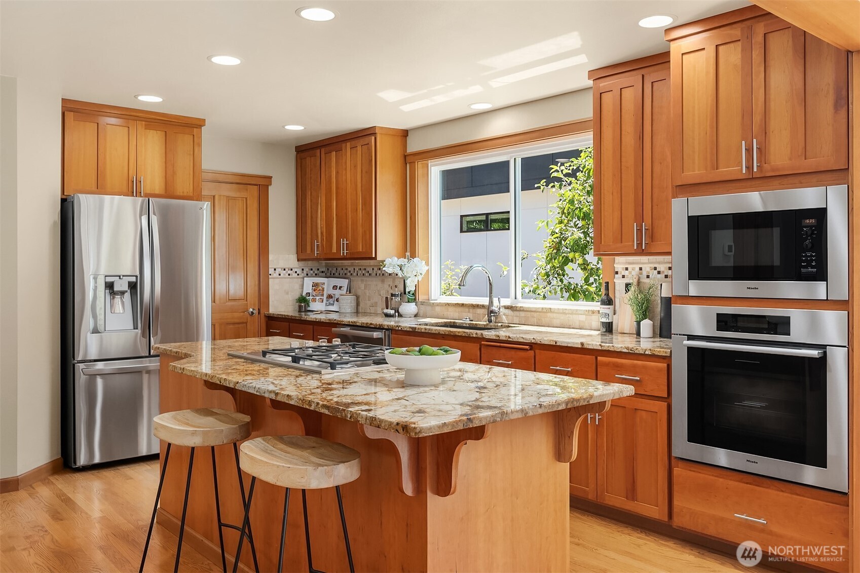 11226 NE 67th Street , Kirkland, WA 98033