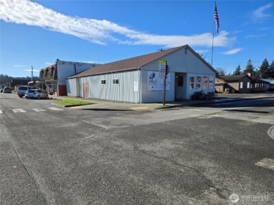 110 S Spartan Avenue , Forks, WA 98331 - Photo 3