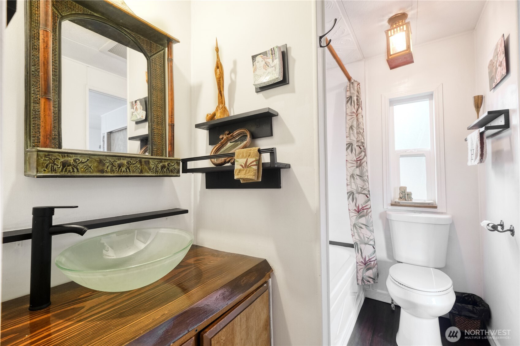 1555 Panorama Drive , Point Roberts, WA 98281