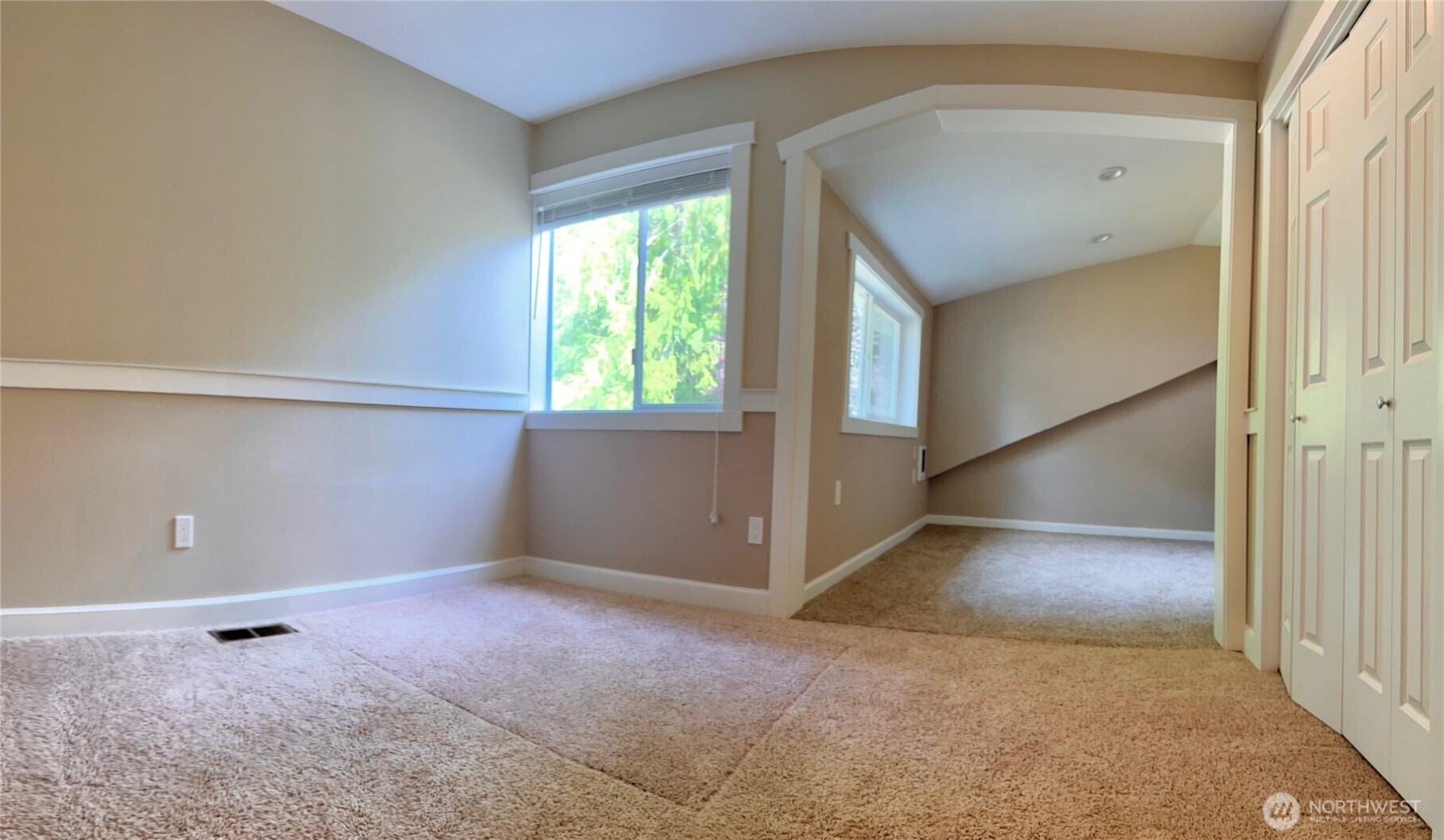 2222 buckingham Drive SE, Olympia, WA 98501