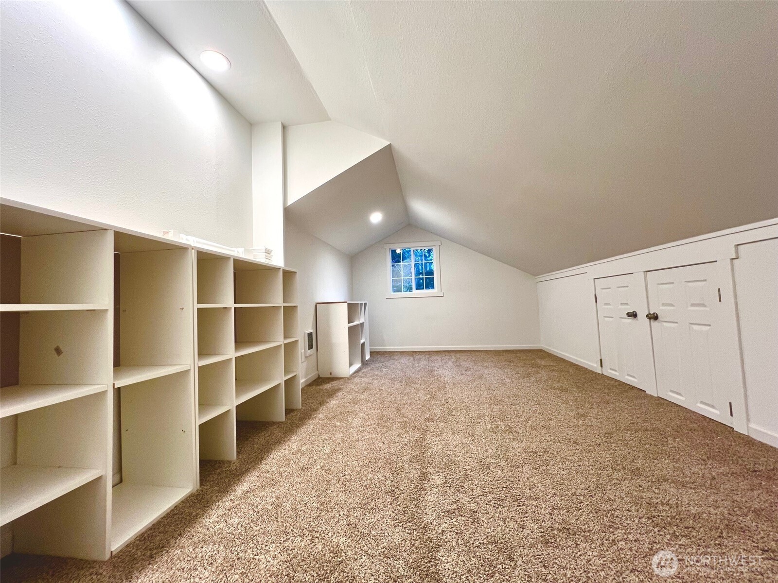 2222 buckingham Drive SE, Olympia, WA 98501