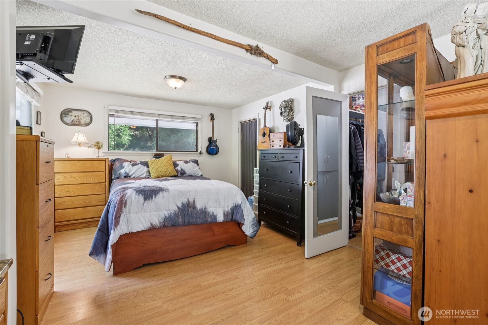 17209 W Riverside Drive , Bothell, WA 98011