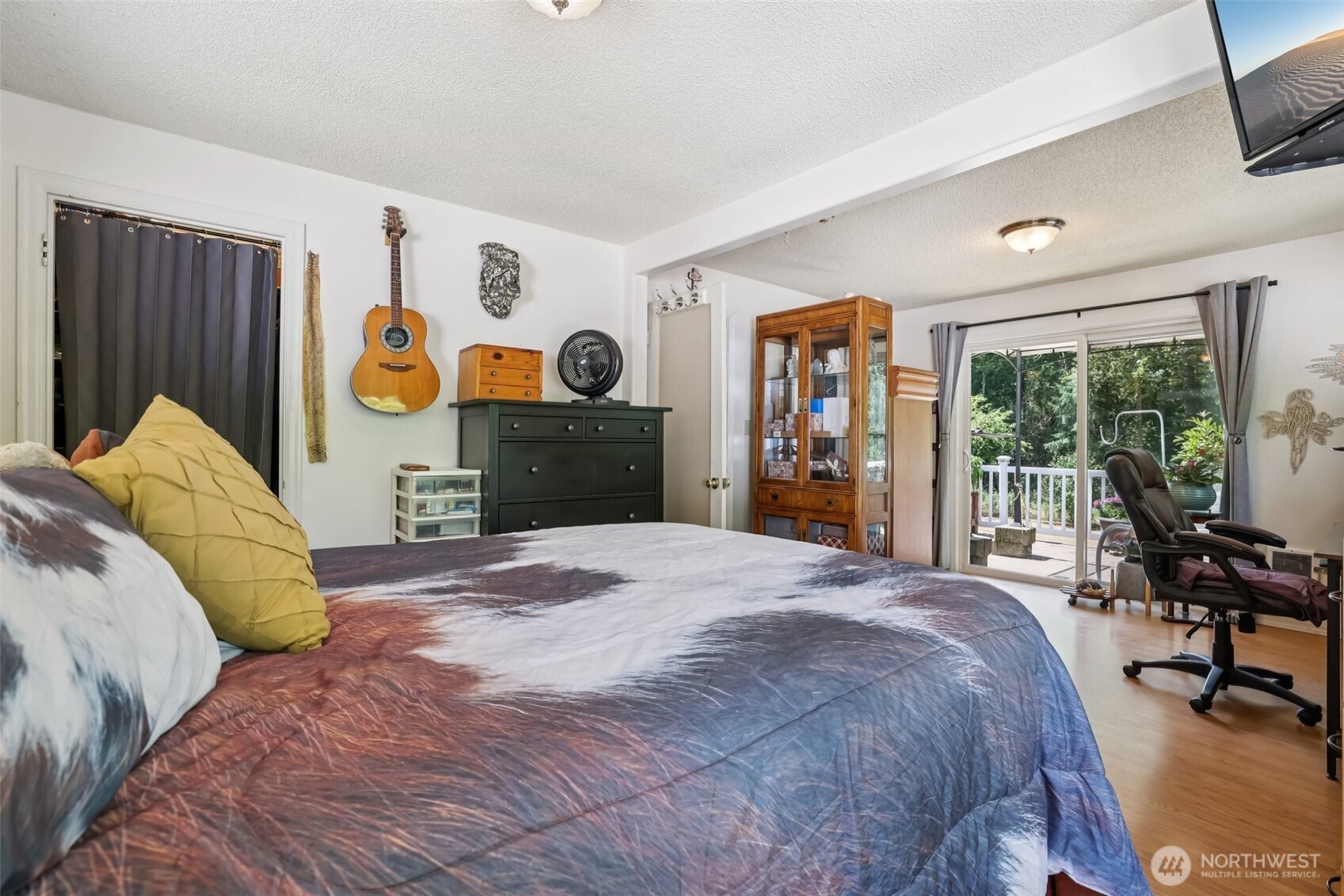 17209 W Riverside Drive , Bothell, WA 98011