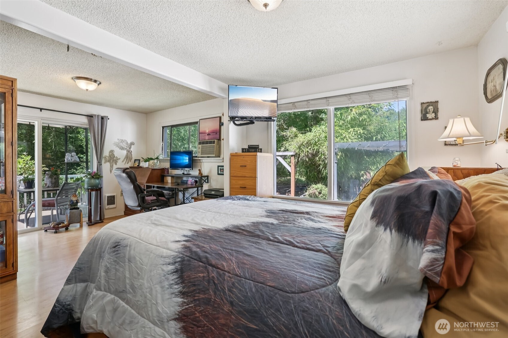 17209 W Riverside Drive , Bothell, WA 98011