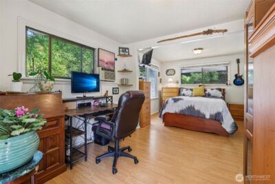 17209 W Riverside Drive , Bothell, WA 98011 - Photo 16
