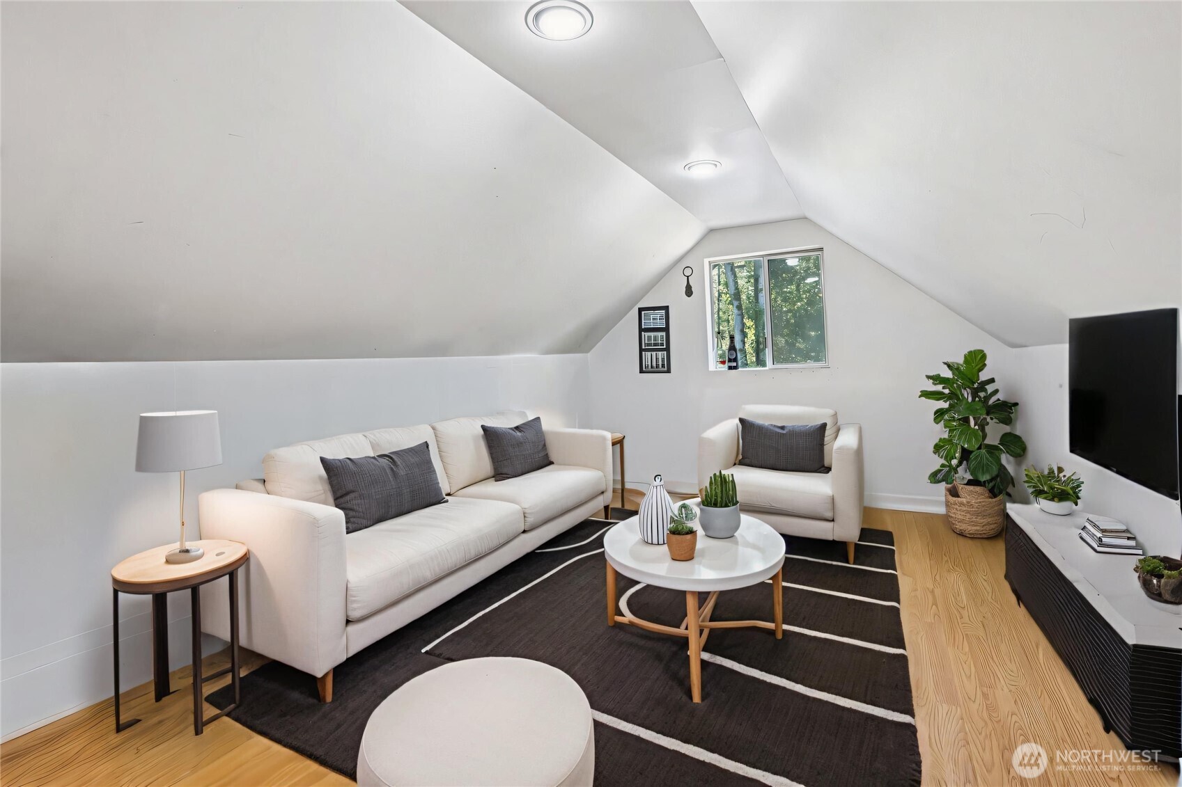 17209 W Riverside Drive , Bothell, WA 98011