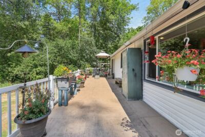 17209 W Riverside Drive , Bothell, WA 98011 - Photo 30