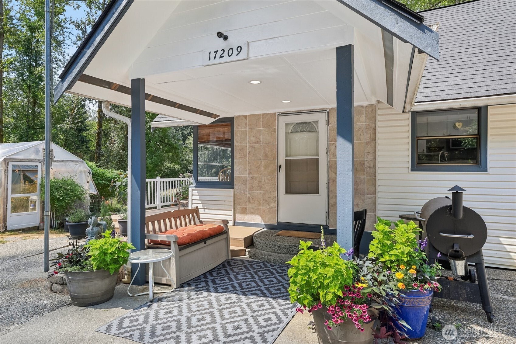 17209 W Riverside Drive , Bothell, WA 98011