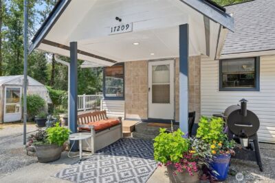 17209 W Riverside Drive , Bothell, WA 98011 - Photo 4