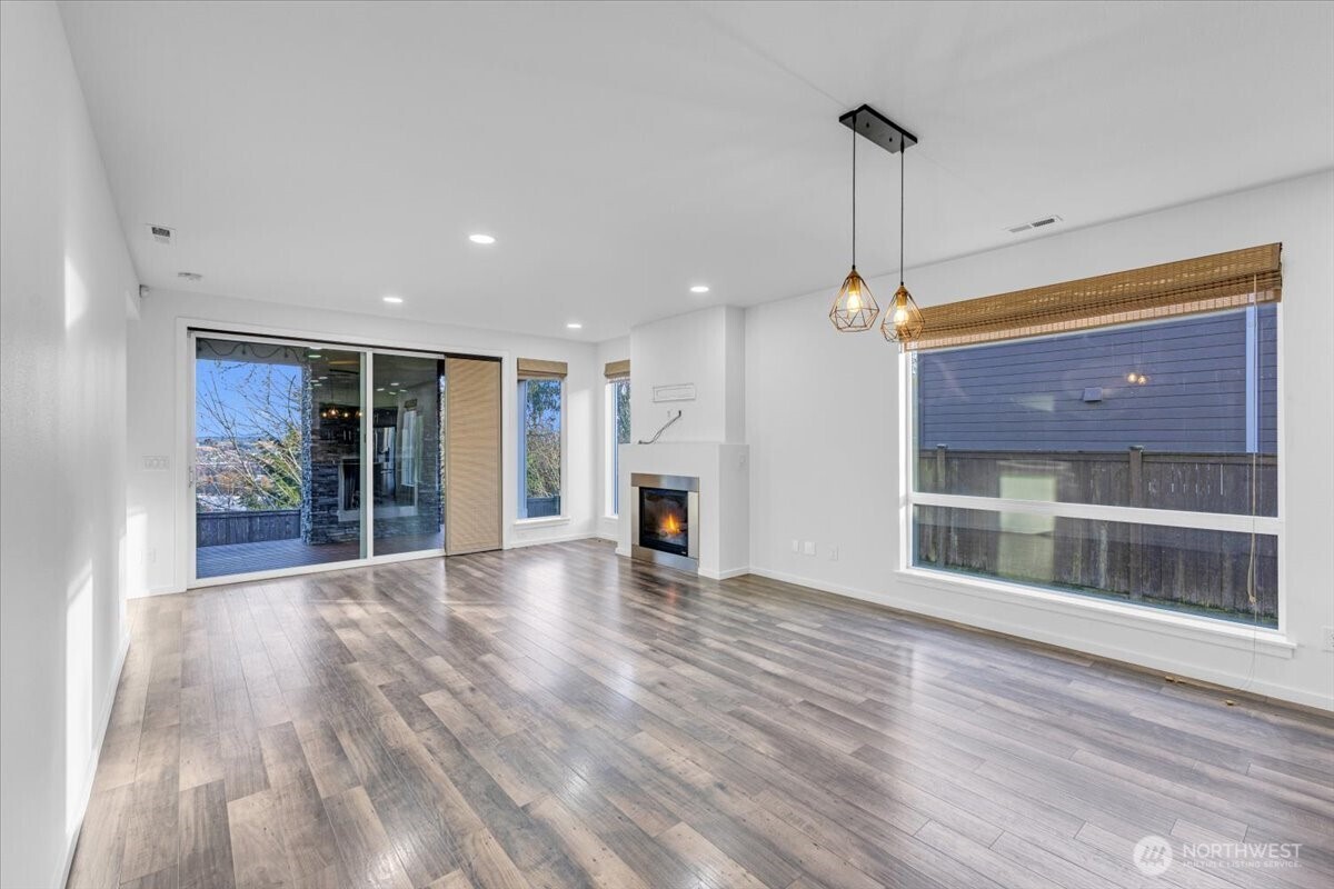 34196 56th Avenue S, Auburn, WA 98001