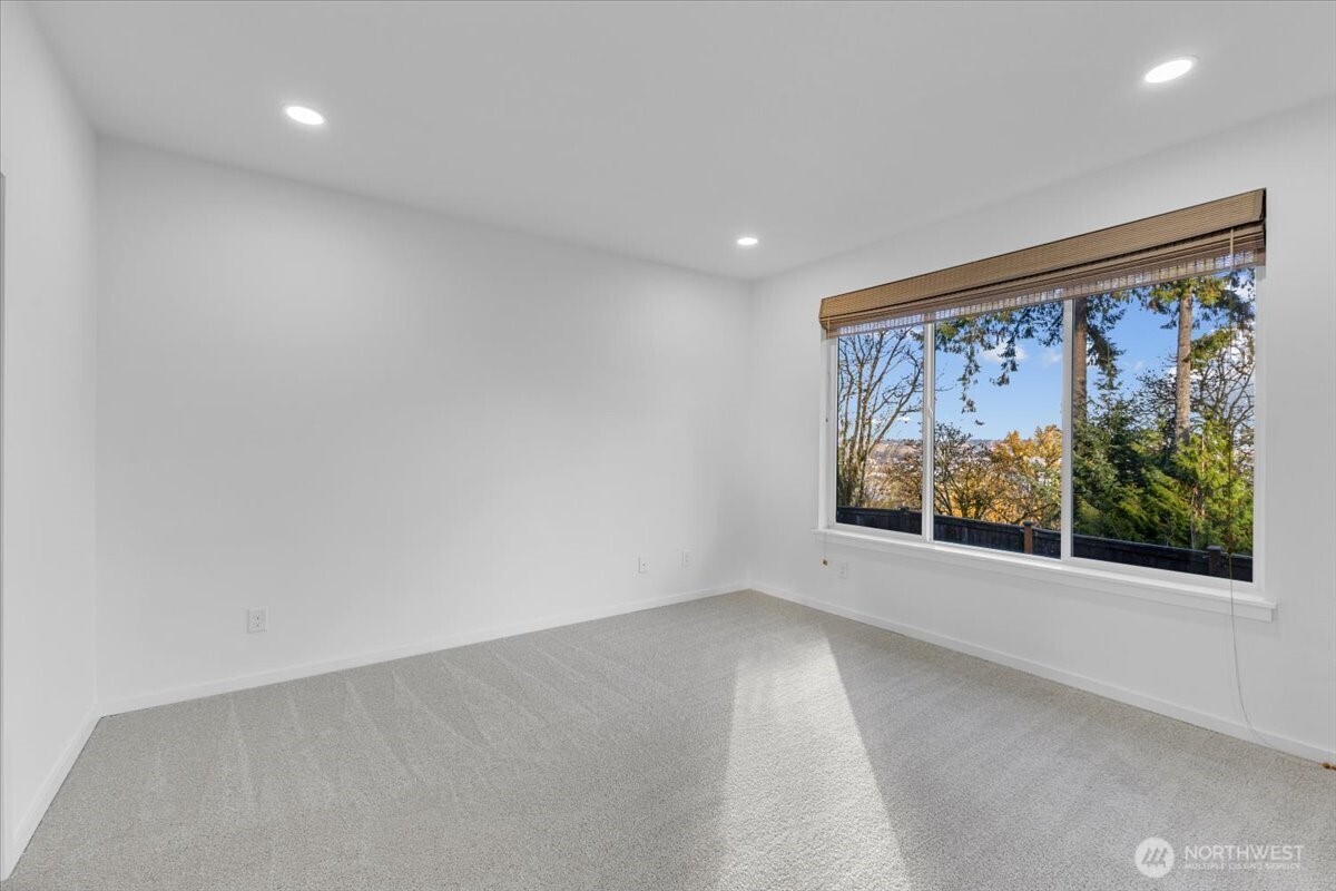 34196 56th Avenue S, Auburn, WA 98001