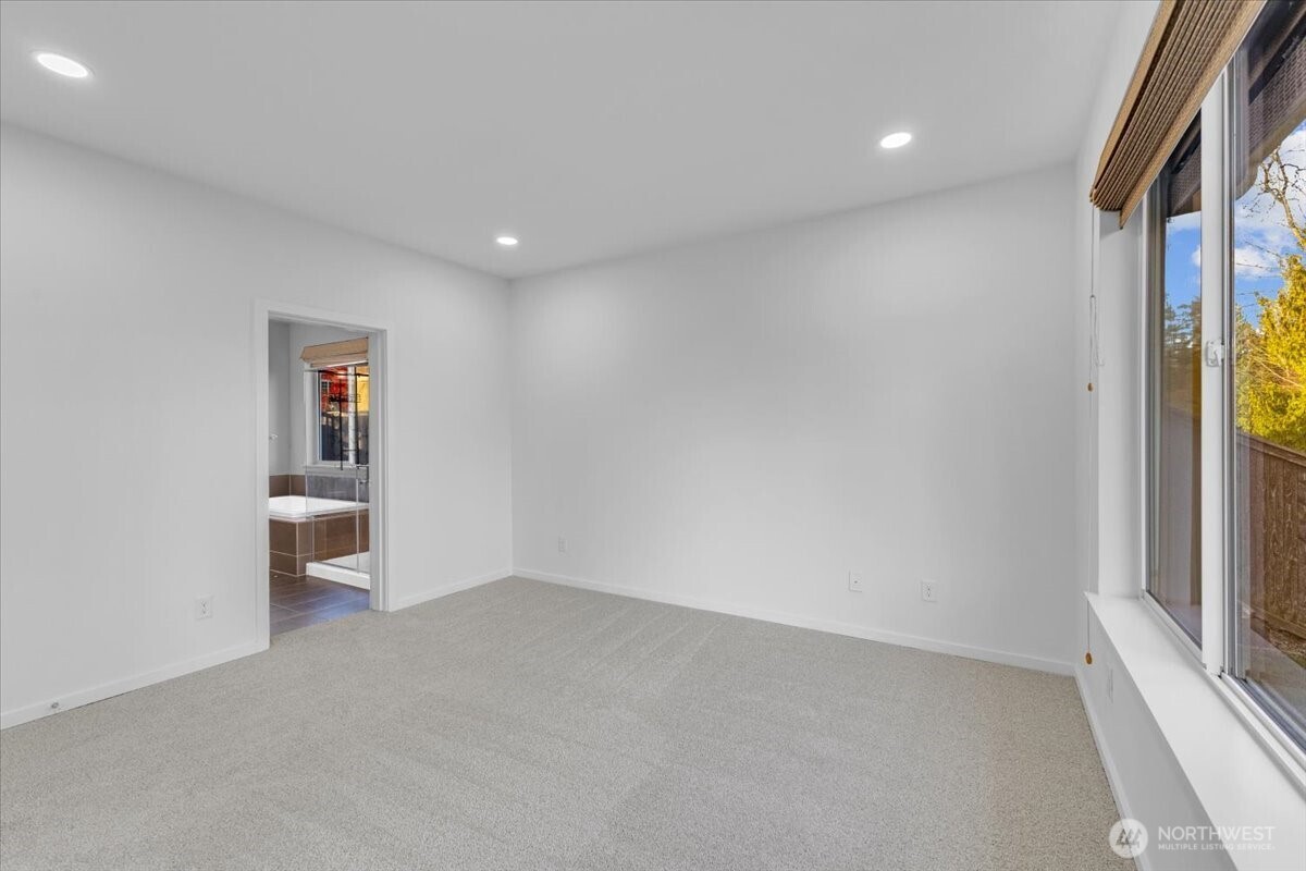 34196 56th Avenue S, Auburn, WA 98001