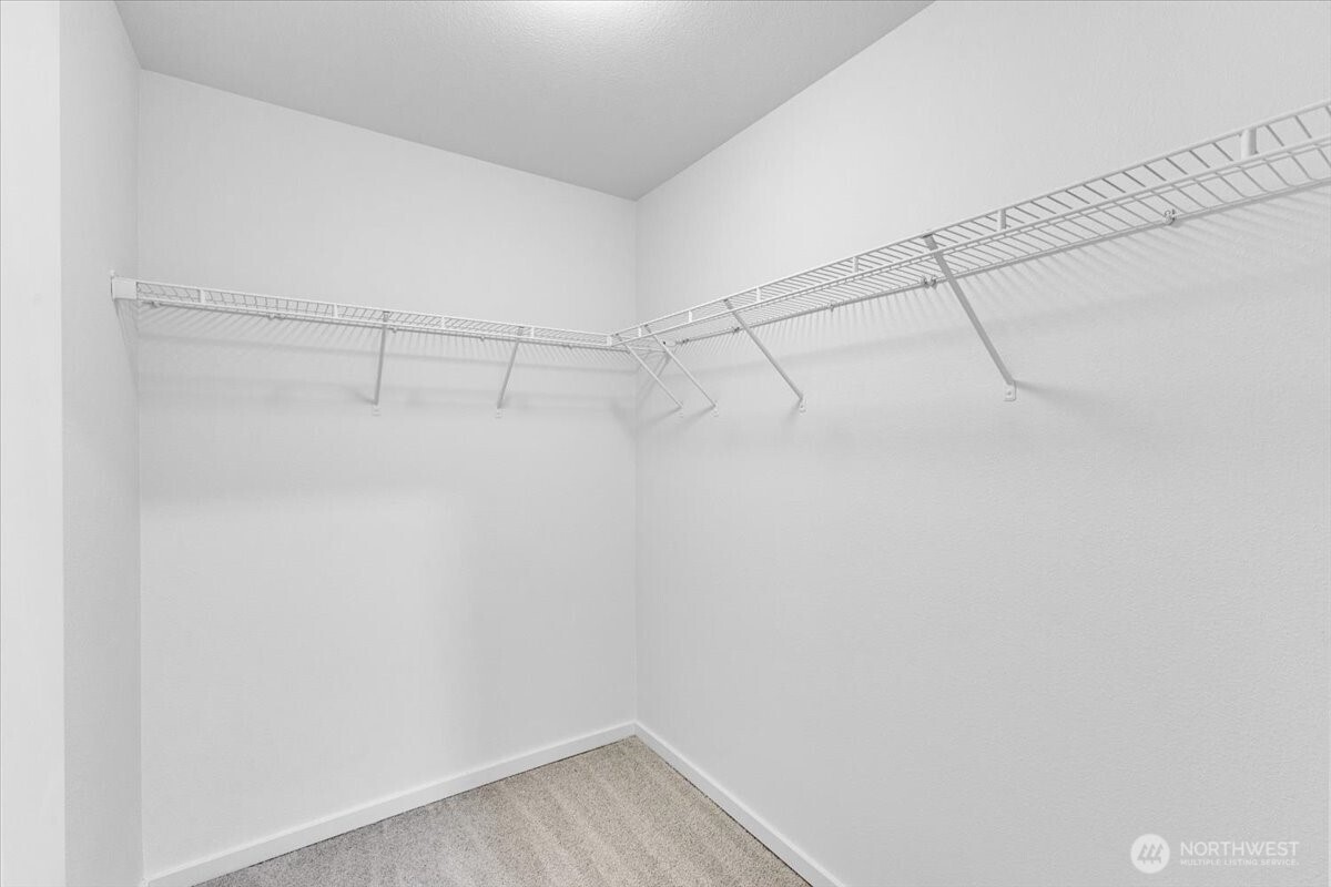 34196 56th Avenue S, Auburn, WA 98001