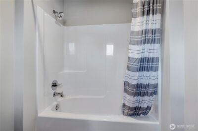 1401 137th Street E #04, Tacoma, WA 98445 - Photo 20