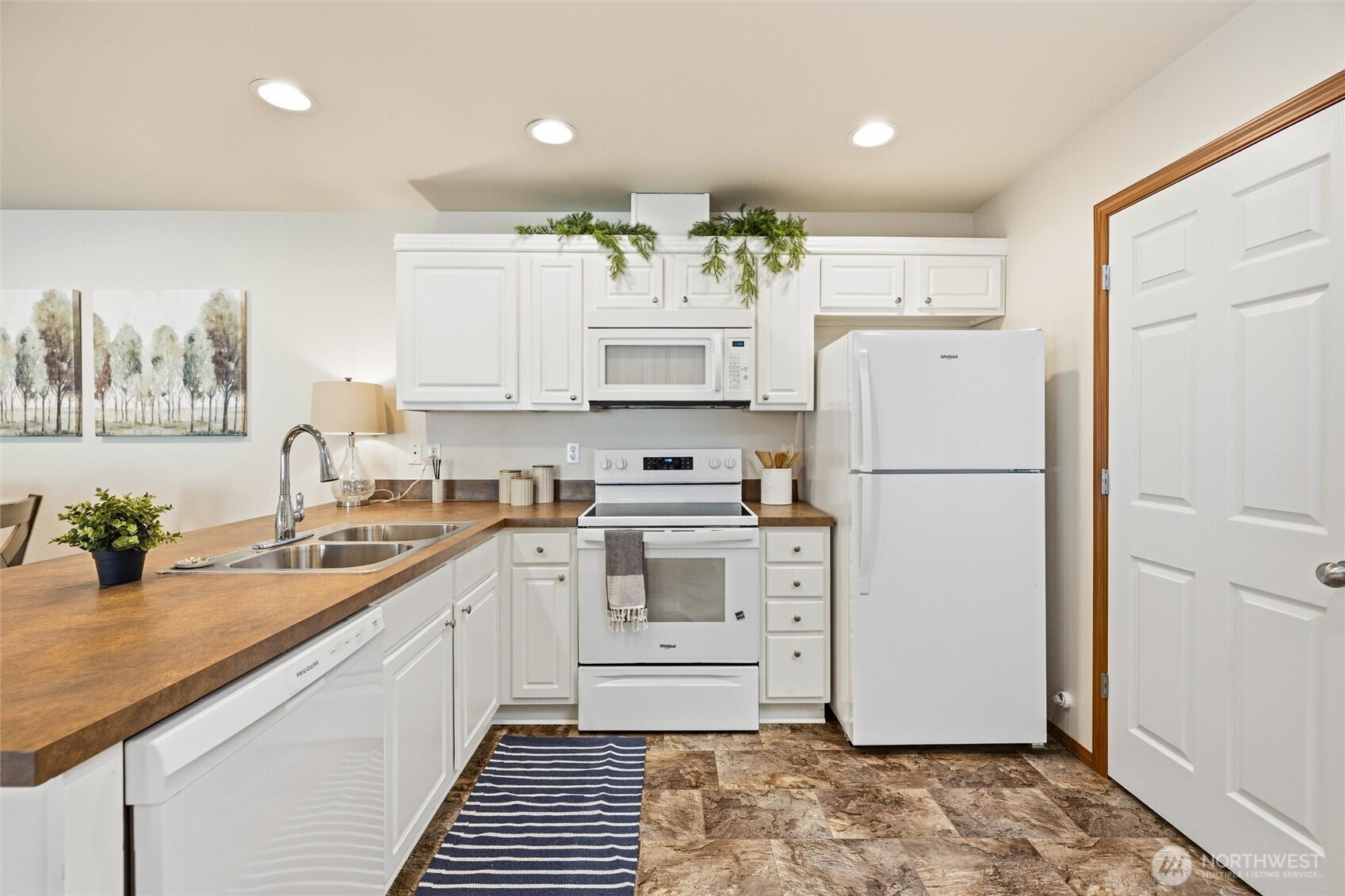 420 Oak Hill Lane , Burlington, WA 98233