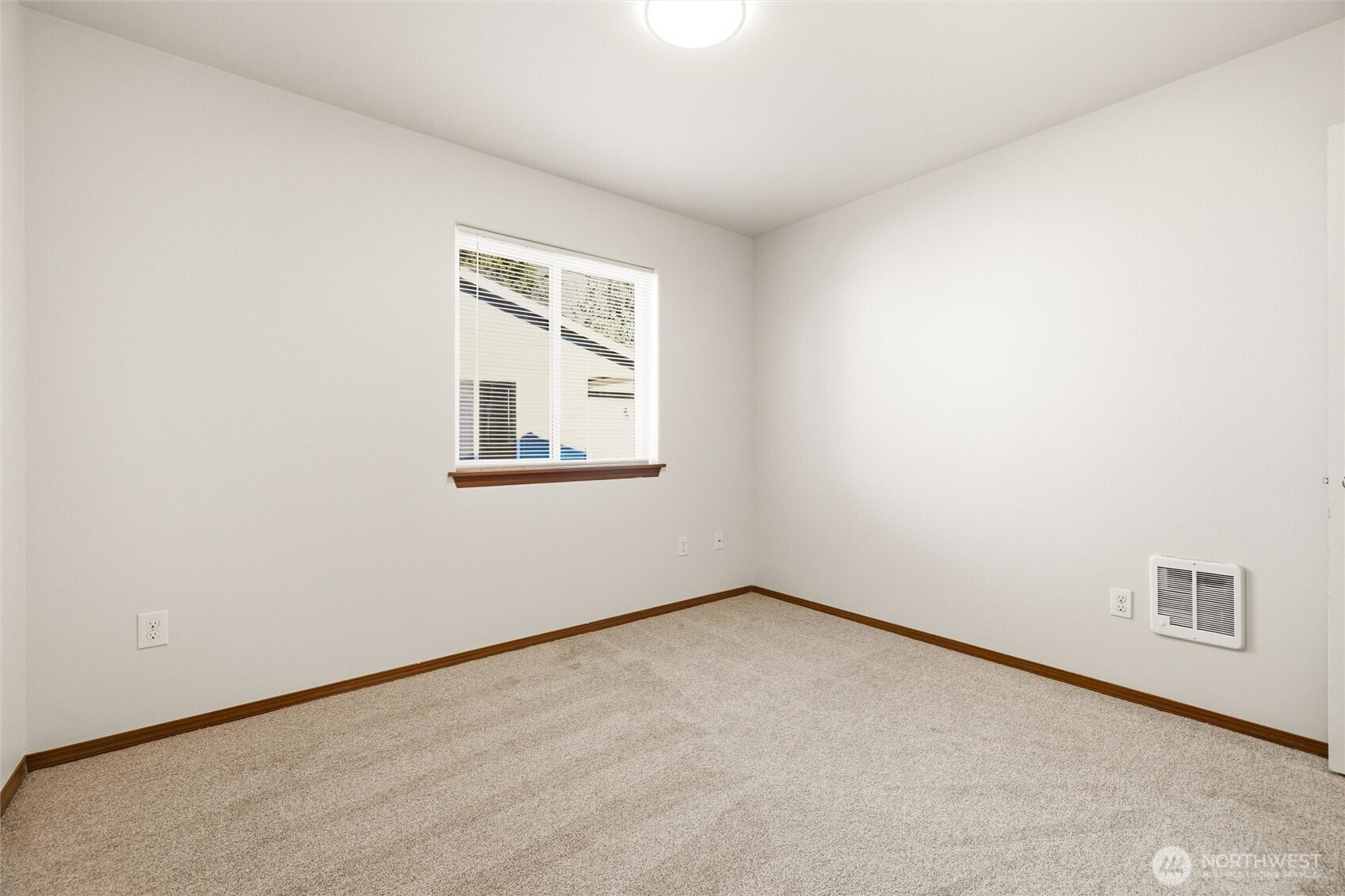 420 Oak Hill Lane , Burlington, WA 98233