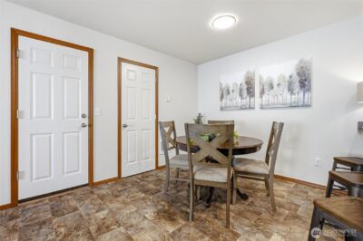 420 Oak Hill Lane , Burlington, WA 98233 - Photo 9