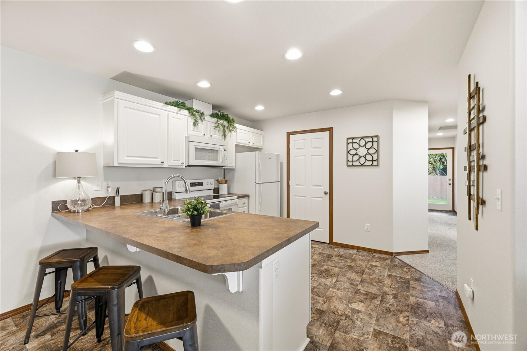 420 Oak Hill Lane , Burlington, WA 98233